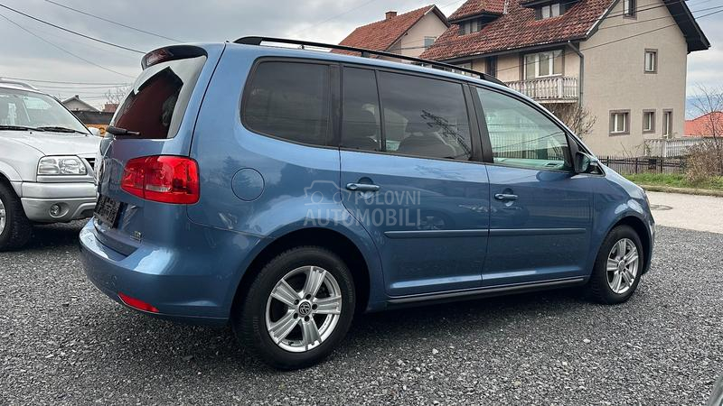 Volkswagen Touran 1,6 TDI  KA0 NOV N0V