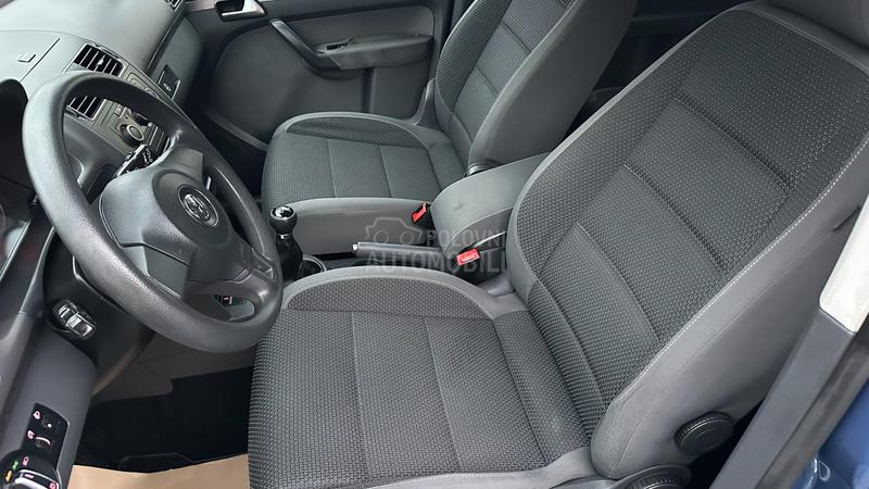 Volkswagen Touran 1,6 TDI  KA0 NOV N0V