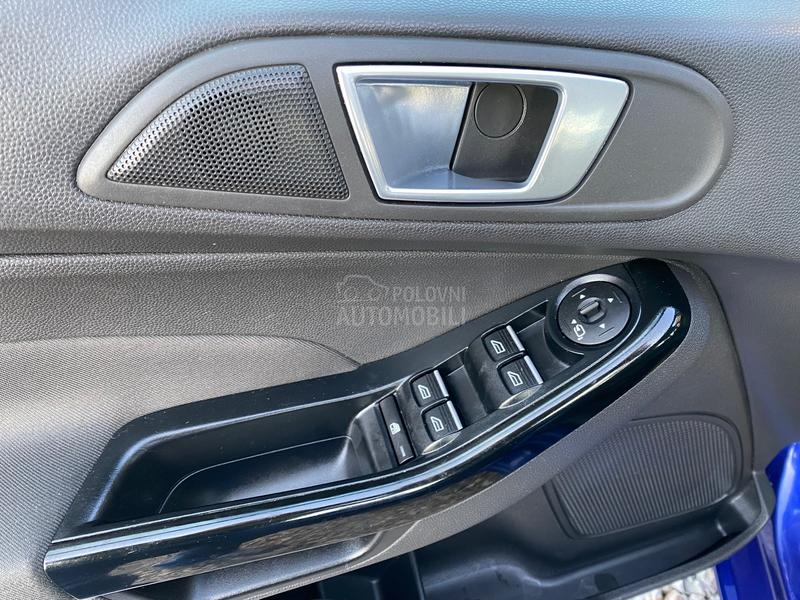 Ford Fiesta 1.5tdci LED/ALU/GRE