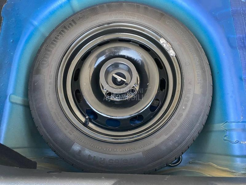 Ford Fiesta 1.5tdci LED/ALU/GRE