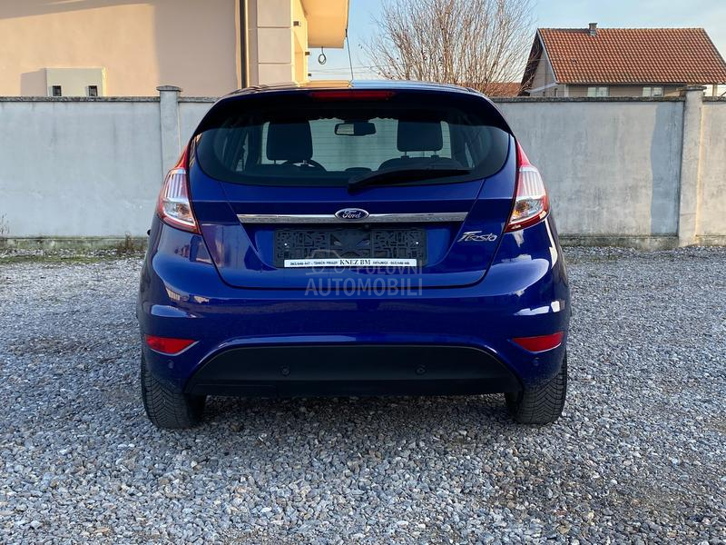 Ford Fiesta 1.5tdci LED/ALU/GRE