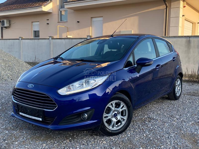 Ford Fiesta 1.5tdci LED/ALU/GRE