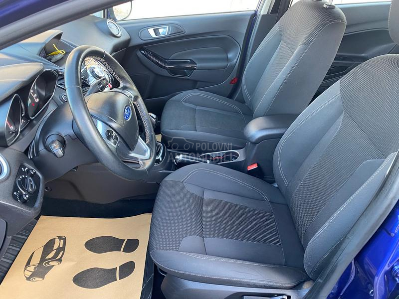 Ford Fiesta 1.5tdci LED/ALU/GRE
