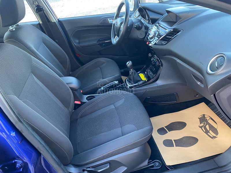 Ford Fiesta 1.5tdci LED/ALU/GRE