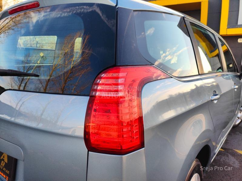 Peugeot 5008 1.6 e-HDI