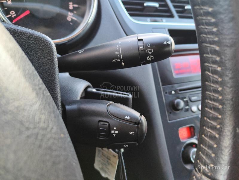 Peugeot 5008 1.6 e-HDI