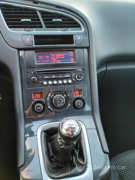 Peugeot 5008 1.6 e-HDI