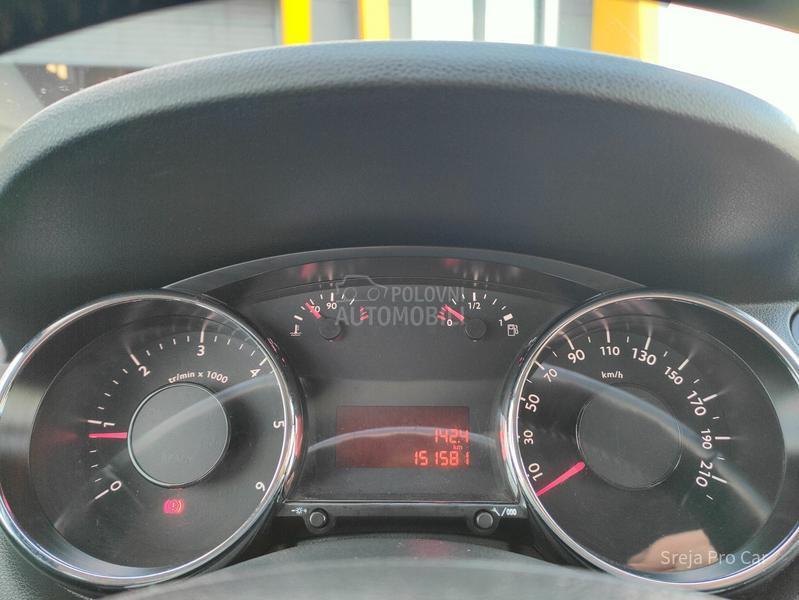 Peugeot 5008 1.6 e-HDI