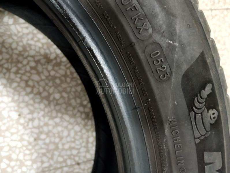 Michelin 215/55 R17 Letnja