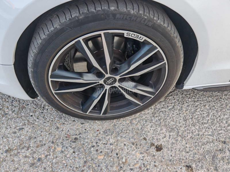 Audi A5 2,0,tfsi 3xS lin 4x4