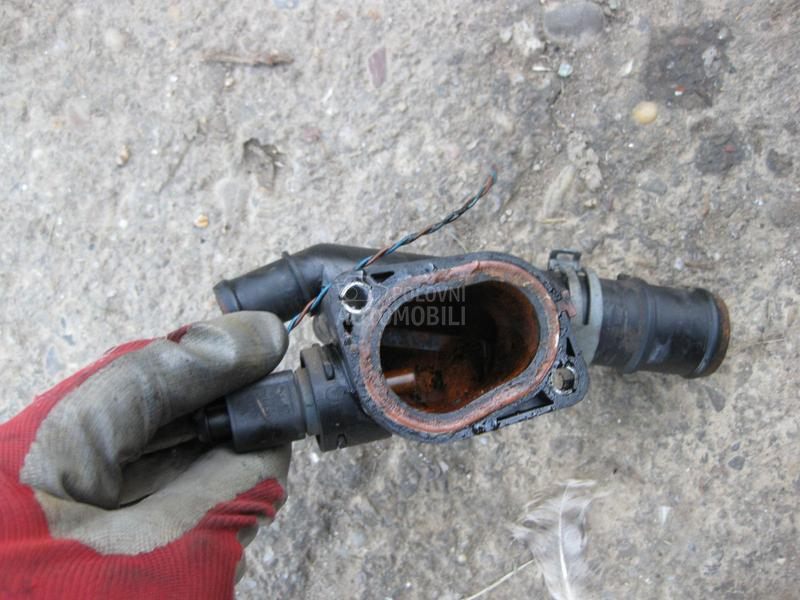 Kuciste temostata 2.0 tdi