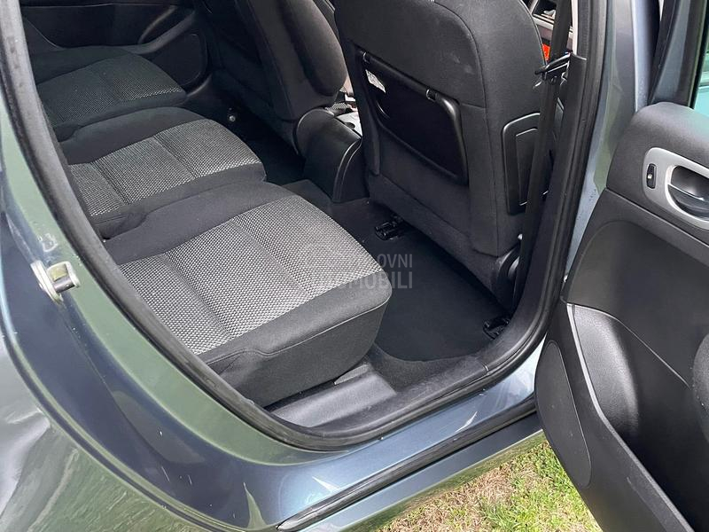 Peugeot 307 2.0hdi/CH/nov/7 sed/