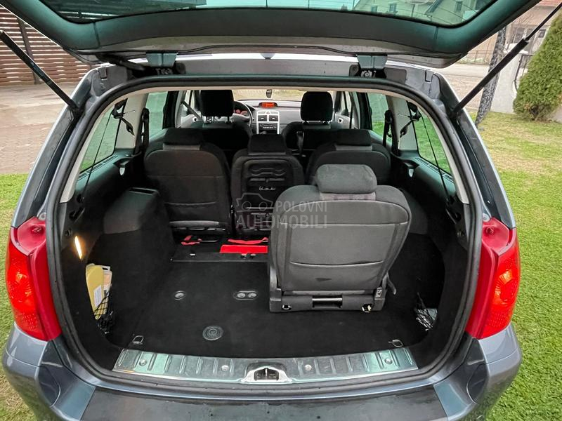 Peugeot 307 2.0hdi/CH/nov/7 sed/