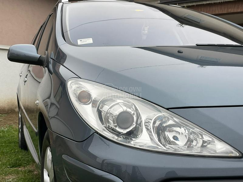 Peugeot 307 2.0hdi/CH/nov/7 sed/