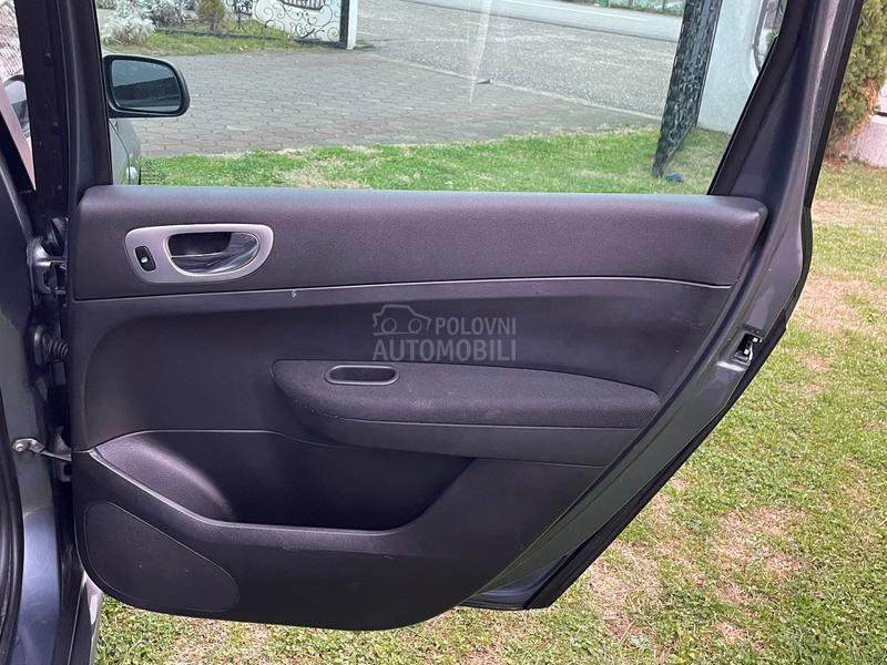 Peugeot 307 2.0hdi/CH/nov/7 sed/
