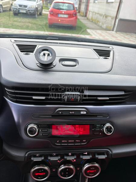 Alfa Romeo Giulietta Distinctive Sport/QV