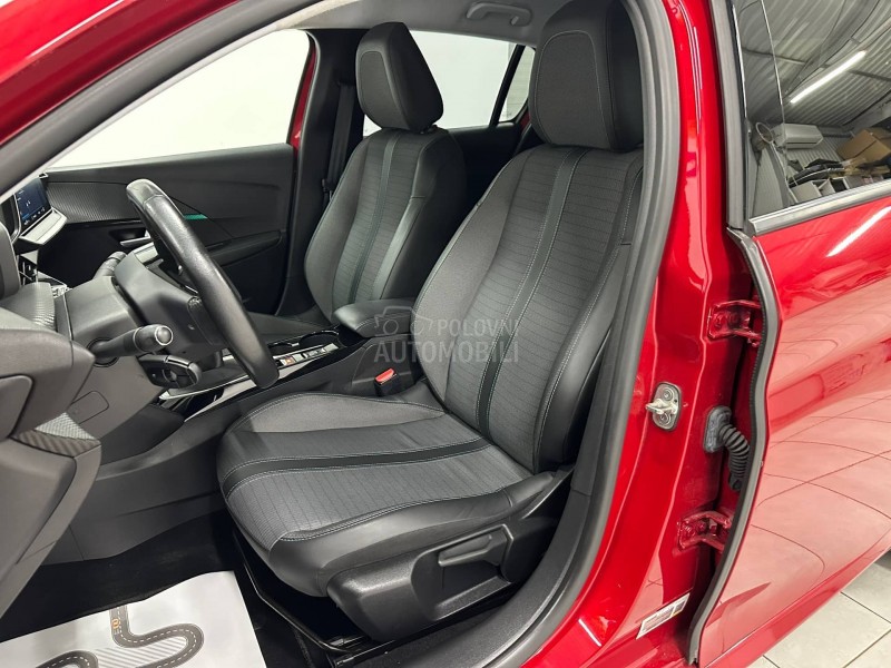 Peugeot 208 1.2 ALLURE VIRTUAL