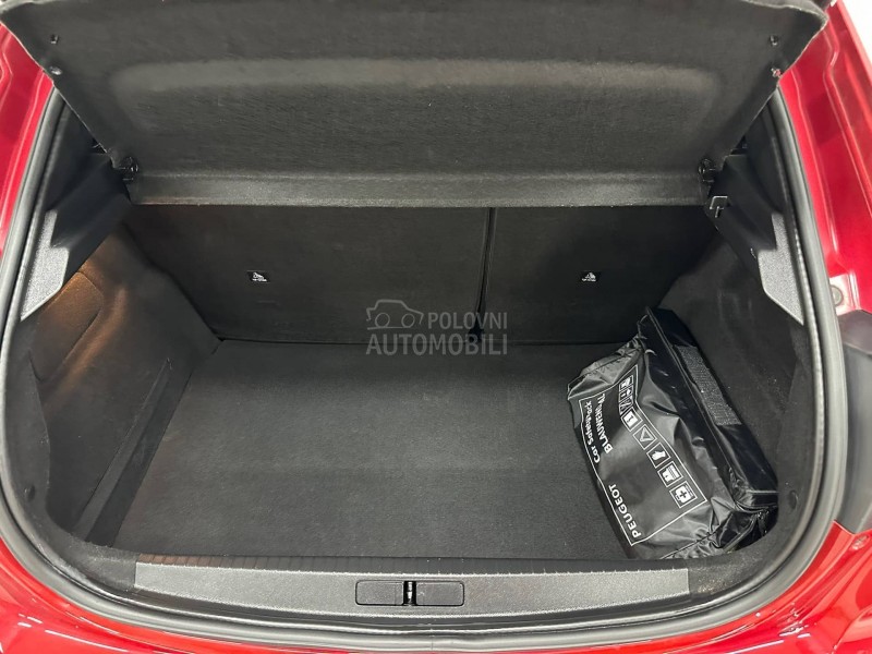 Peugeot 208 1.2 ALLURE VIRTUAL