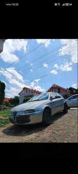 Alfa Romeo 147 tvin