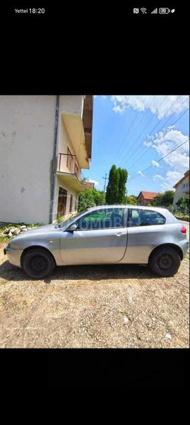 Alfa Romeo 147 tvin