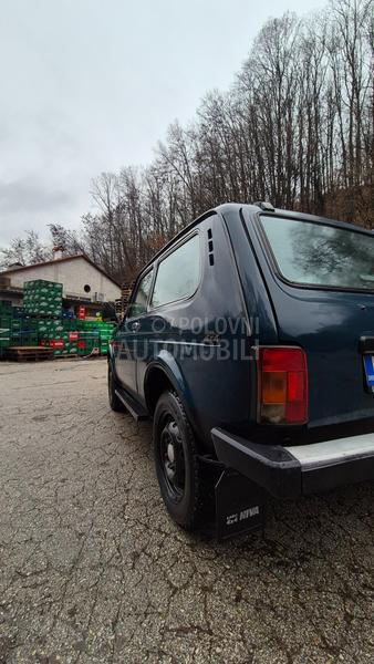 Lada Niva 1.7