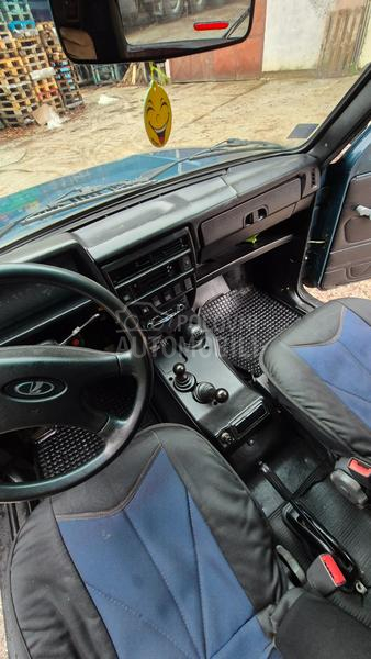 Lada Niva 1.7