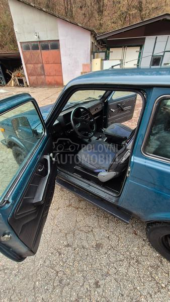 Lada Niva 1.7
