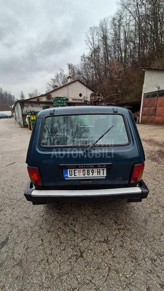 Lada Niva 1.7