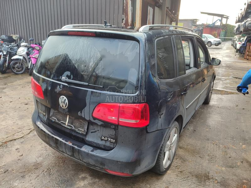 Volkswagen Touran -  kompletan auto u delovima