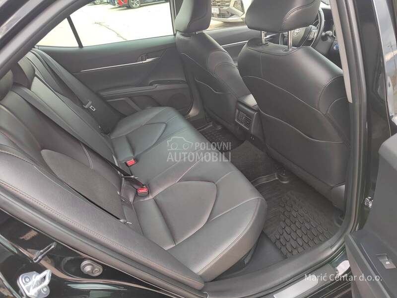 Toyota Camry 2.5 Hybrid Premium