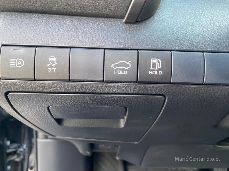 Toyota Camry 2.5 Hybrid Premium