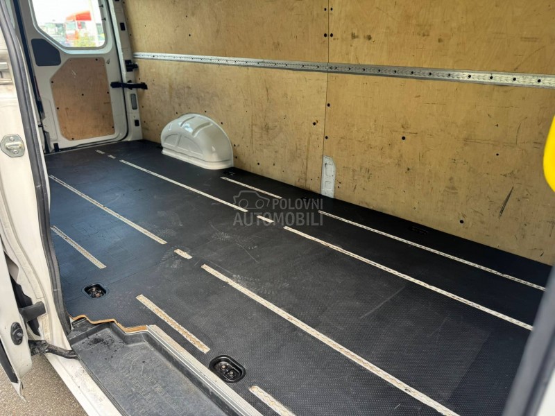 Volkswagen Crafter L4H3 2.0TDI