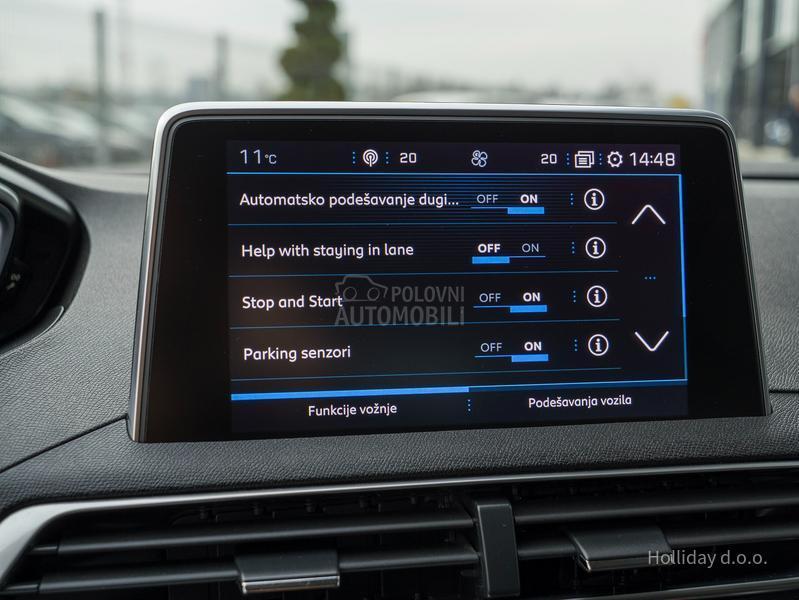 Peugeot 3008 1.2Puretech AllureAT