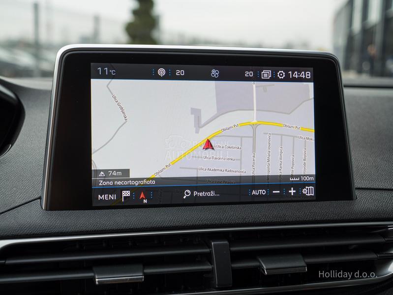 Peugeot 3008 1.2Puretech AllureAT