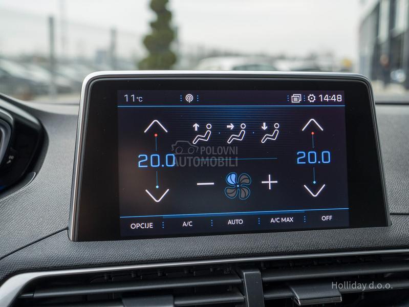 Peugeot 3008 1.2Puretech AllureAT