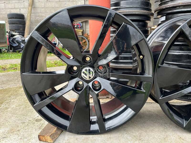 Aluminijumske felne VW Golf Pasat Tiguan 18" 5 x 112