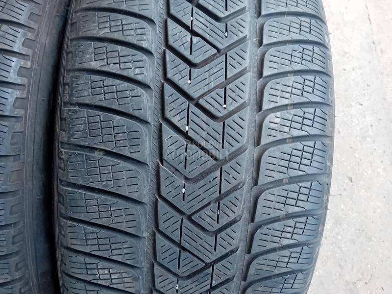 Pirelli 255/50 R19 Zimska