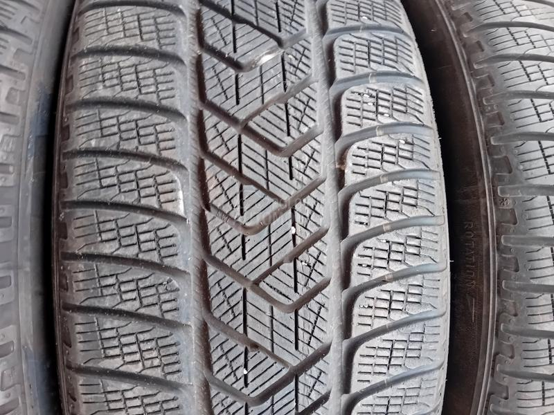 Pirelli 255/50 R19 Zimska