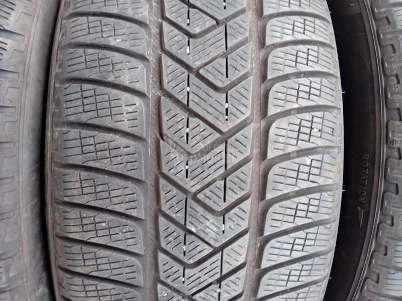 Pirelli 255/50 R19 Zimska