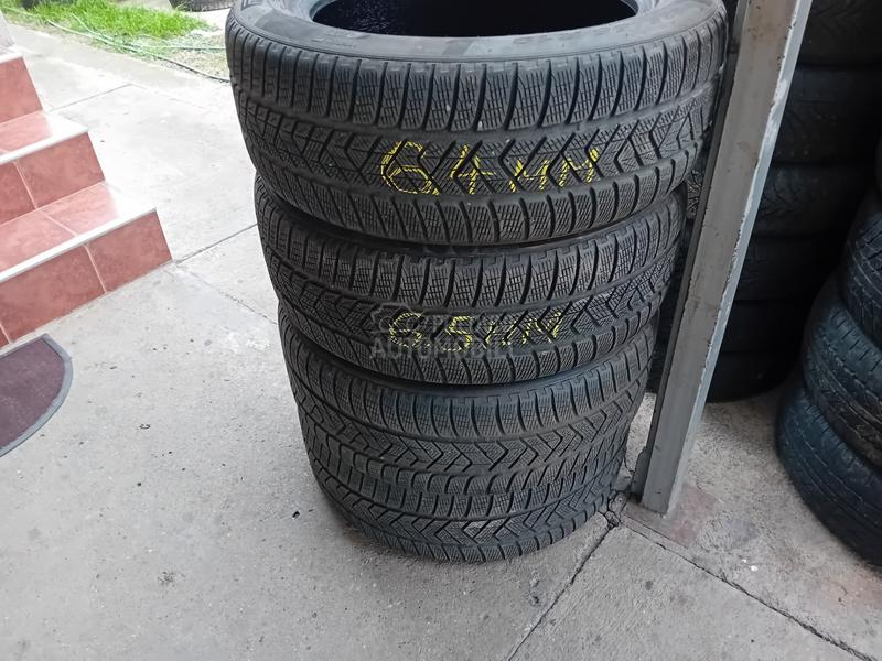 Pirelli 255/50 R19 Zimska