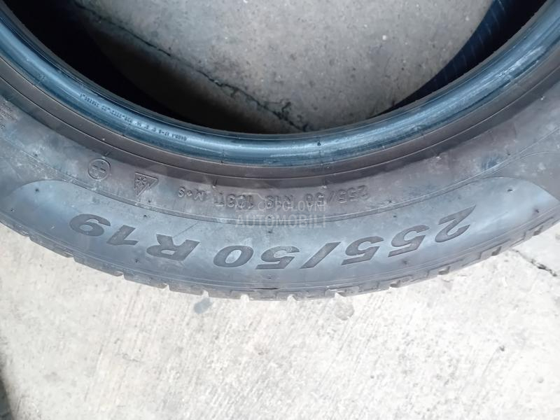 Pirelli 255/50 R19 Zimska