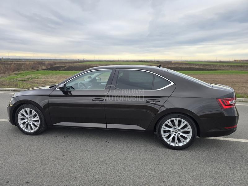 Škoda Superb MATRIX,LED,190HP