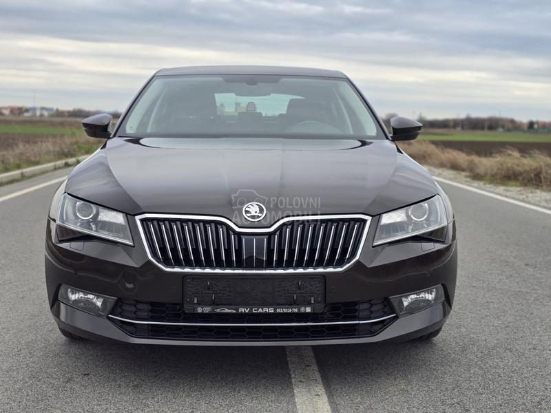 Škoda Superb MATRIX,LED,190HP