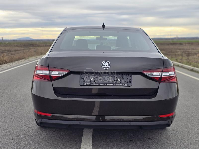 Škoda Superb MATRIX,LED,190HP