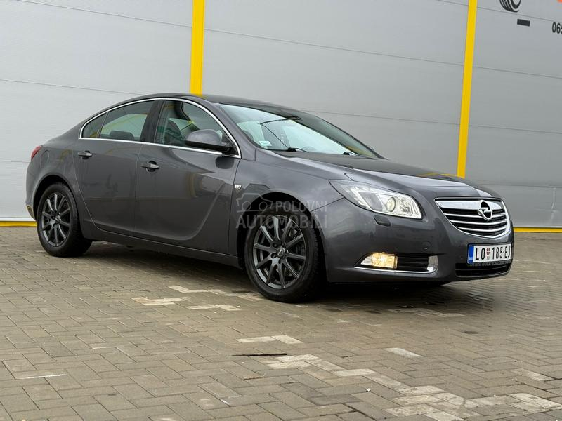 Opel Insignia 2.0 turbo