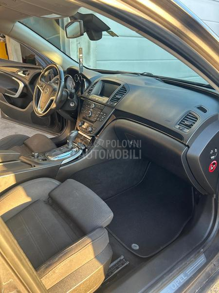 Opel Insignia 2.0 turbo