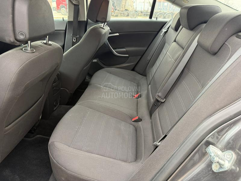 Opel Insignia 2.0 turbo