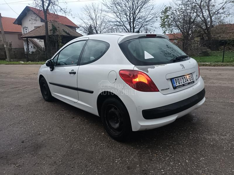 Peugeot 207 