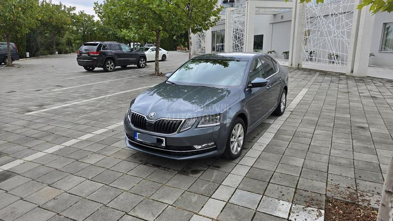 Škoda Octavia 1.6 STYLE
