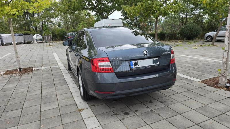 Škoda Octavia 1.6 STYLE